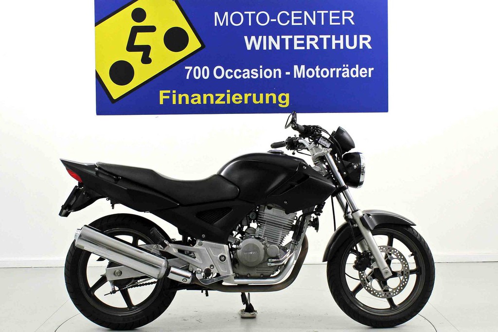 Honda CBF 250 - Occasion-Motorräder - Moto Center Winterthur