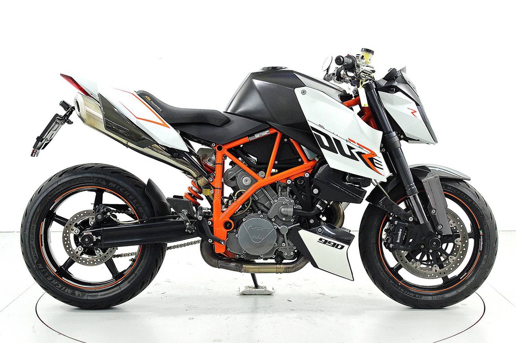 KTM 990 Super Duke R über 35 kW Moto Center Winterthur