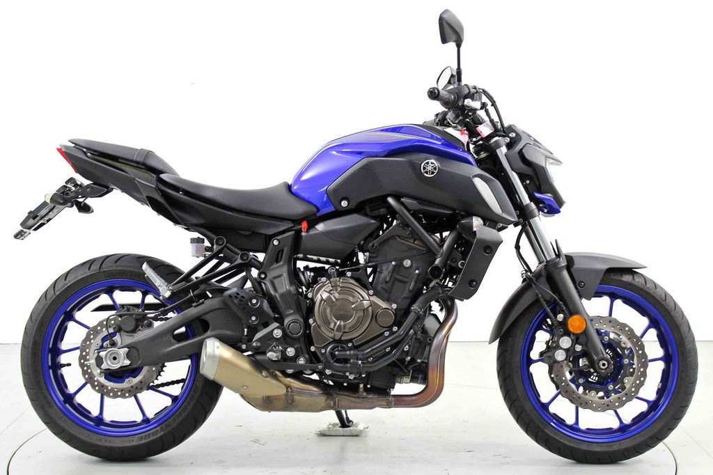 Yamaha MT-03 ABS - Neu Motorräder - Moto Center Winterthur