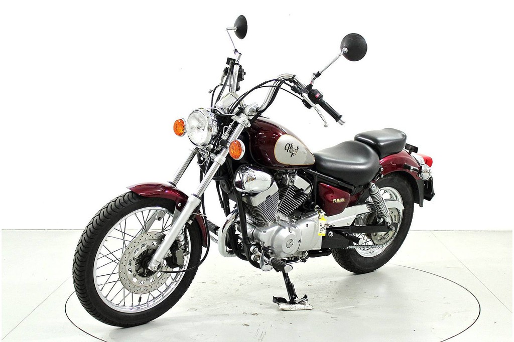Yamaha XV 125 - Bis 125 ccm Motorräder - Moto Center 
