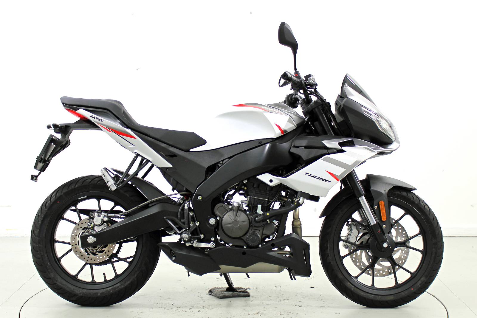 Aprilia Tuono 125