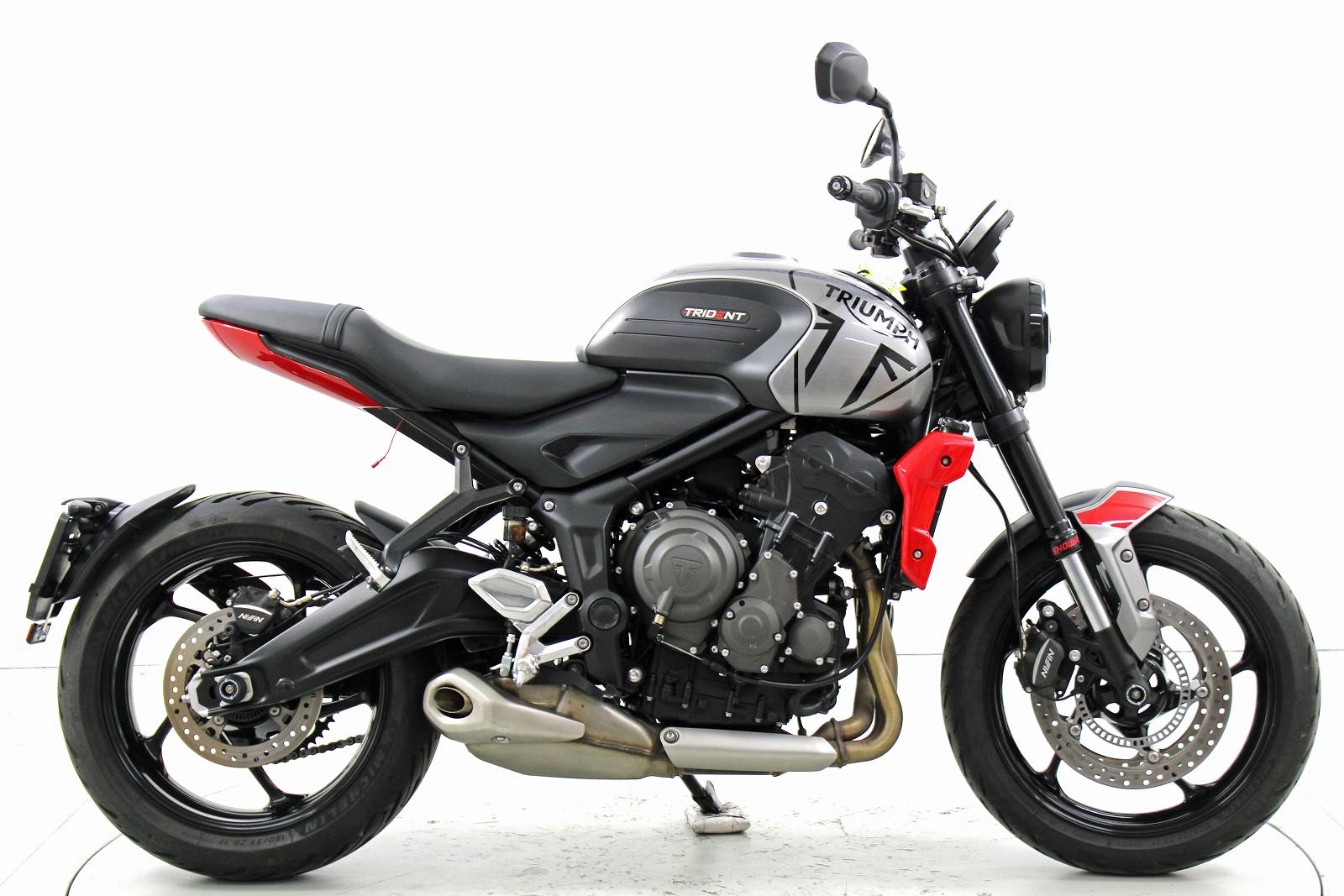 Triumph Trident 660