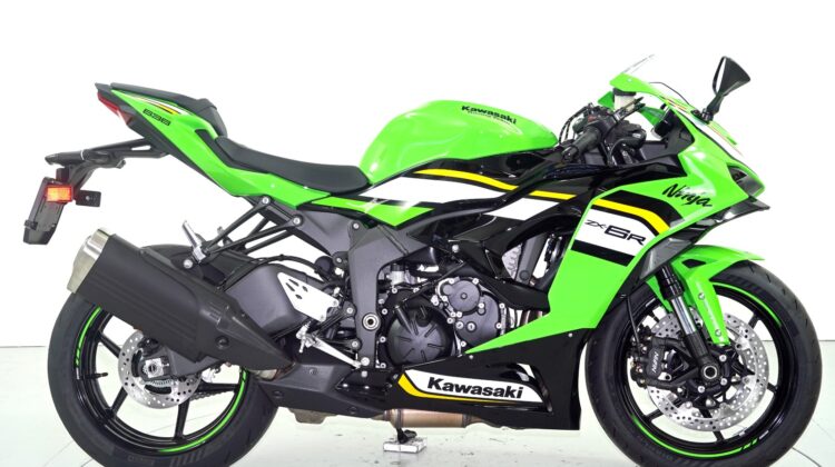 まろん1003 Kawasaki Ninja ZX-6R | Moto Center Winterthur