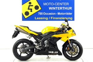 YZF-R1