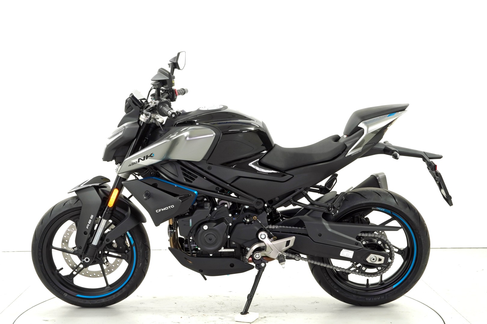 nuucraft45,000円① CF Moto 450 NK ABS Neufahrzeug kaufen | MCW